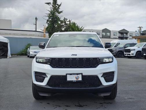 2025 Jeep Grand Cherokee Altitude