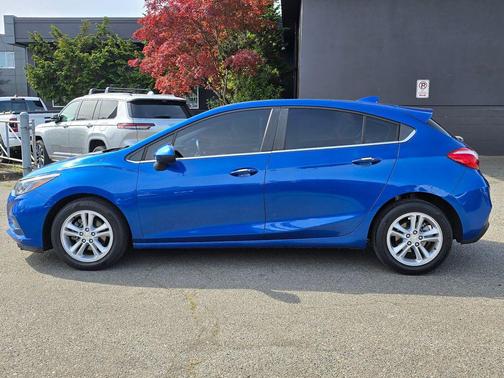 Kinetic Blue Metallic 2018 Chevrolet Cruze LT