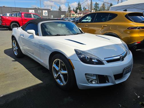 Polar White 2008 Saturn Sky Red Line