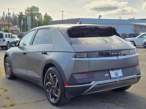 Shooting Star (Matte Gray) 2023 Hyundai IONIQ 5 SEL