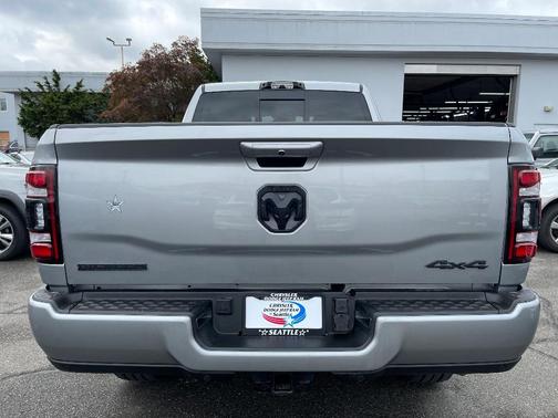 Photo 4 of 23 of 2022 RAM 2500 Big Horn