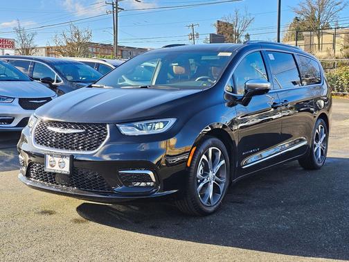 2026 Chrysler Pacifica L