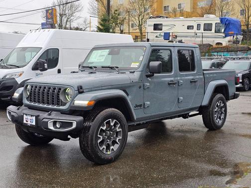 Anvil Clearcoat 2026 Jeep Gladiator Sahara 4x4