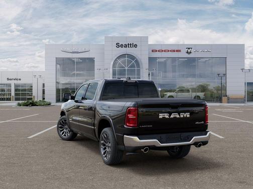 Diamond Black Crystal Pearlcoat 2026 RAM 1500 Limited