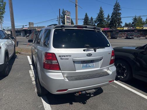 Silver 2009 Kia Sorento EX