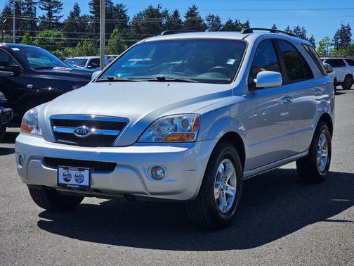 Silver 2009 Kia Sorento EX