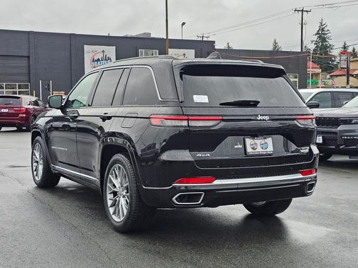 2025 Jeep Grand Cherokee Summit