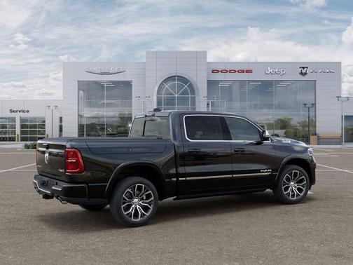 Diamond Black Crystal Pearlcoat 2026 RAM 1500 ST