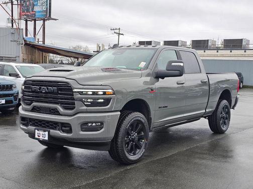 2026 RAM 2500 Laramie Crew Cab 4x4 6'4' Box