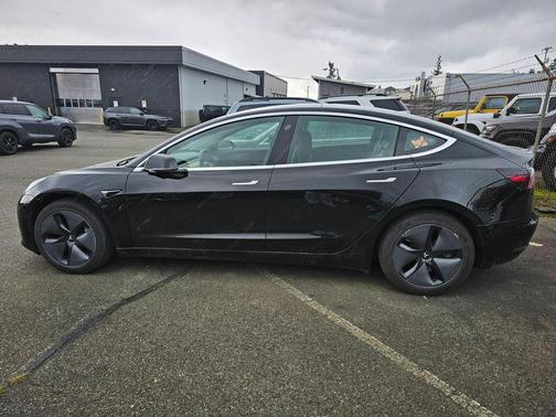 Solid Black 2019 Tesla Model 3 Standard Range Plus