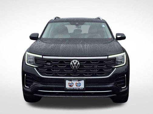 Deep Black Pearl 2025 Volkswagen Atlas 2.0T SEL Premium R-Line 4MOTION