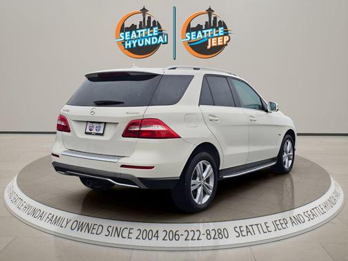 White 2012 Mercedes-Benz M-Class 4MATIC