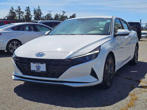 Serenity White Pearl 2023 Hyundai ELANTRA SEL