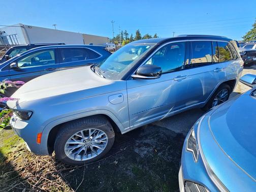 2022 Jeep Grand Cherokee 4xe Summit