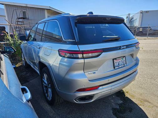 2022 Jeep Grand Cherokee 4xe Summit