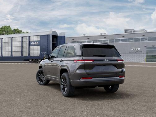 Baltic Gray Metallic Clearcoat 2026 Jeep Grand Cherokee Limited