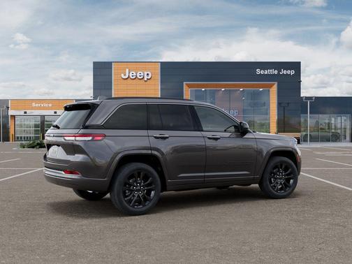 Baltic Gray Metallic Clearcoat 2026 Jeep Grand Cherokee Limited