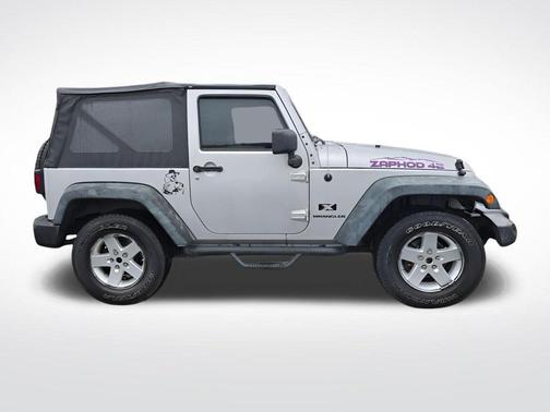 Bright Silver Metallic Clearcoat 2008 Jeep Wrangler X