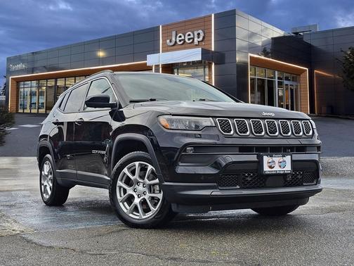 2023 Jeep Compass Latitude Lux