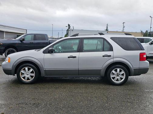 2005 Ford Freestyle SE