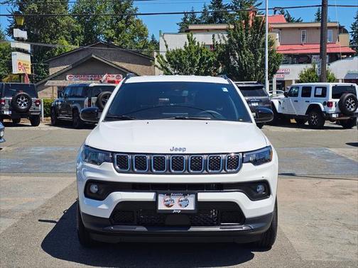 2023 Jeep Compass Latitude