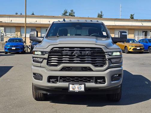 2025 RAM 2500 Big Horn Crew Cab 4x4 6'4' Box