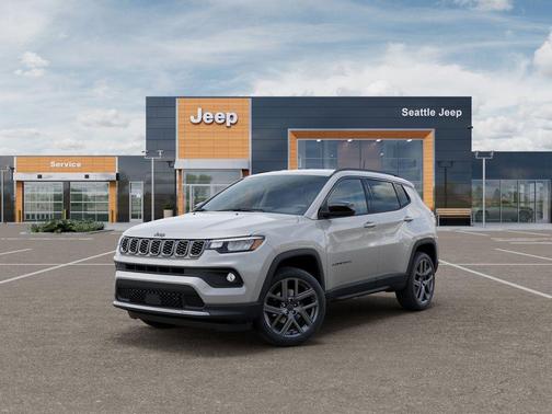 Silver Zynith Metallic Clearcoat 2026 Jeep Compass Latitude