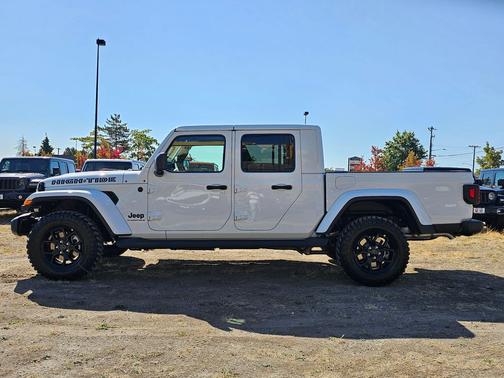 2025 Jeep Gladiator High Tide