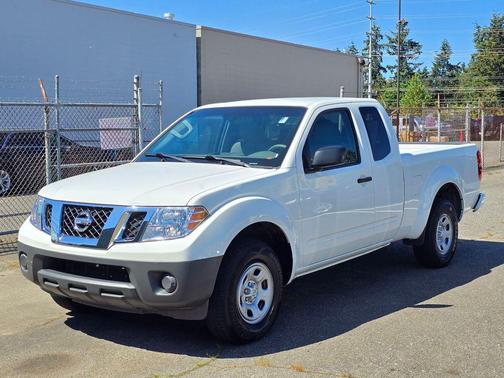 Glacier White 2018 Nissan Frontier S