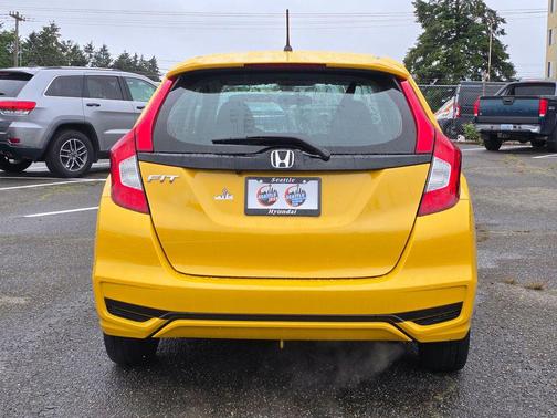 Helios Yellow Pearl 2018 Honda Fit LX