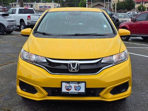 Helios Yellow Pearl 2018 Honda Fit LX
