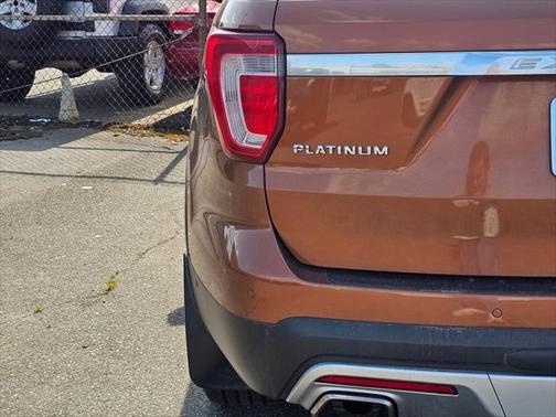 2017 Ford Explorer Platinum