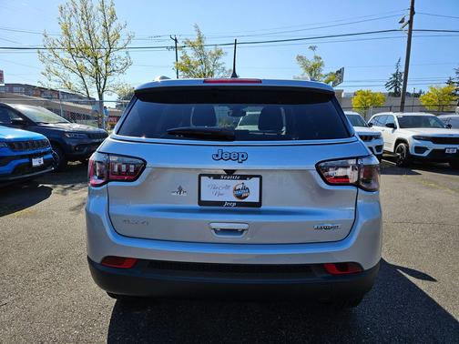 2025 Jeep Compass Latitude