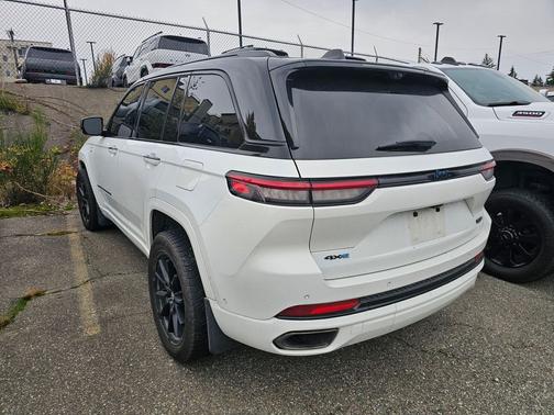2023 Jeep Grand Cherokee 4xe Summit Reserve