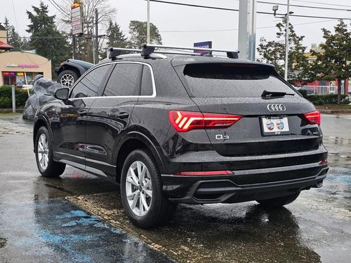 2024 Audi Q3 Premium 45 TFSI S line quattro Tiptronic