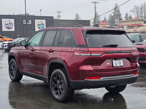 2026 Jeep Grand Cherokee Altitude