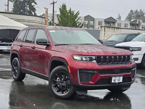 2026 Jeep Grand Cherokee Altitude