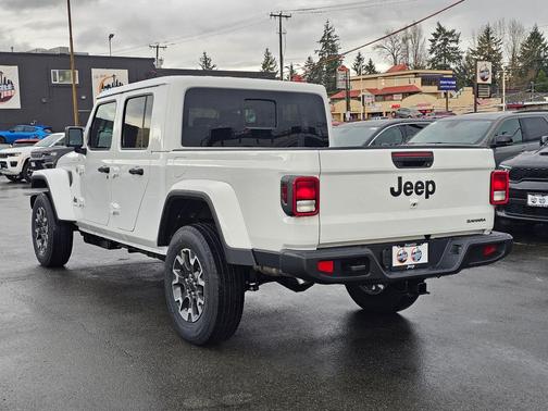 2026 Jeep Gladiator Sport