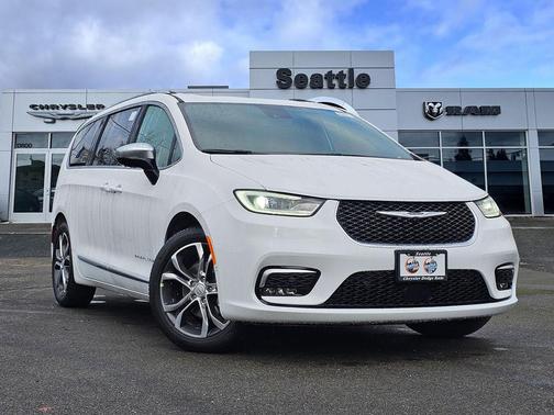 2026 Chrysler Pacifica L