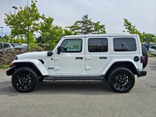 2025 Jeep Wrangler 4xe Sahara