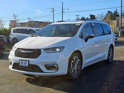 2026 Chrysler Pacifica L