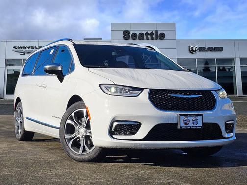 2026 Chrysler Pacifica L