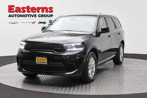 DB Black Crystal Clearcoat 2025 Dodge Durango GT RWD