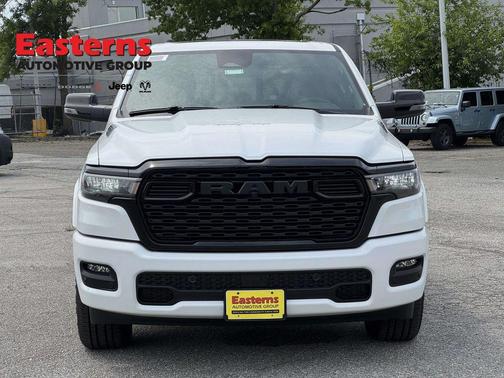 Bright White Clearcoat 2026 RAM 1500 Big Horn/Lone Star