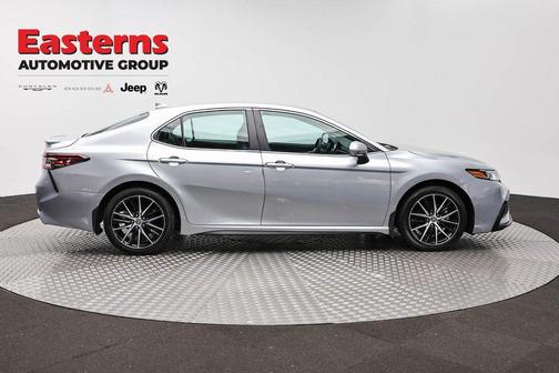 Celestial Silver Metallic 2024 Toyota Camry SE