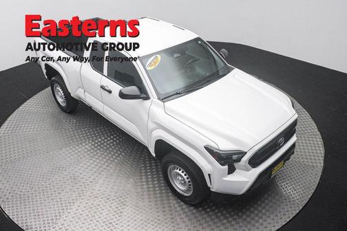 Ice 2025 Toyota Tacoma SR