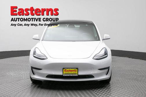 Pearl White Multi-Coat 2019 Tesla Model 3 Standard Range Plus