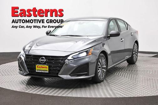 Gun Metallic 2025 Nissan Altima 2.5 SV