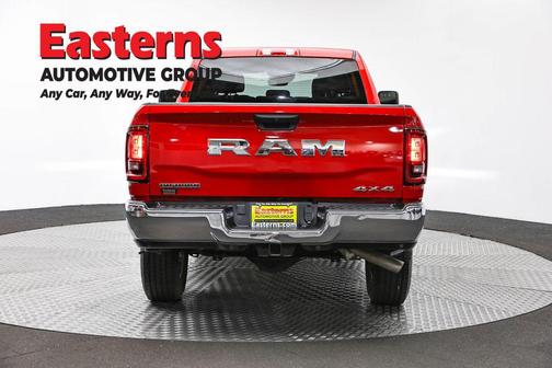 Flame Red Clearcoat 2026 RAM 2500 Big Horn Crew Cab 4x4 6'4' Box
