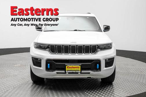 Bright White Clearcoat 2022 Jeep Grand Cherokee 4xe Overland